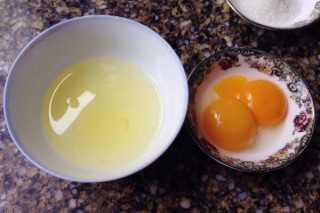 鸡蛋怎样浇灌君子兰，可以用煮鸡蛋的水进行灌溉,第3图